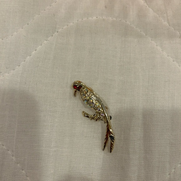 Gold Parrot Brooch with Rhinestones - Picture 1 of 2